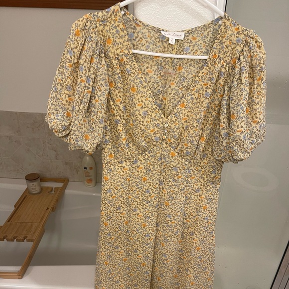 Floral midi dress - Picture 1 of 3